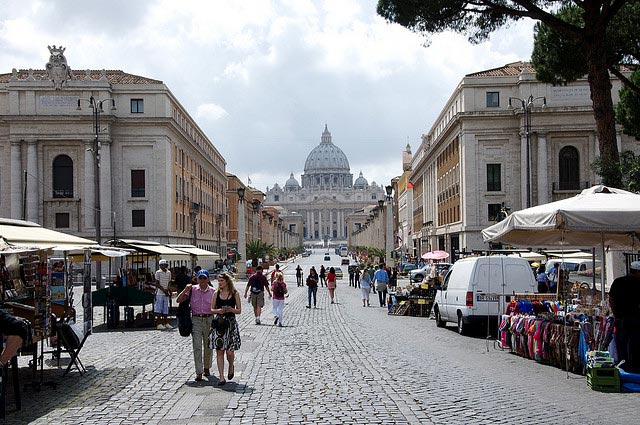 Roma, sokaklarında kaybolmak için harika bir şehir | Flickr @Matt Jones